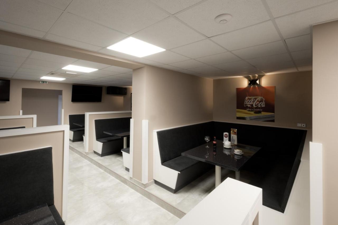 Bubble Hotel Es Rendezvenykoezpont Zalaegerszeg Dış mekan fotoğraf