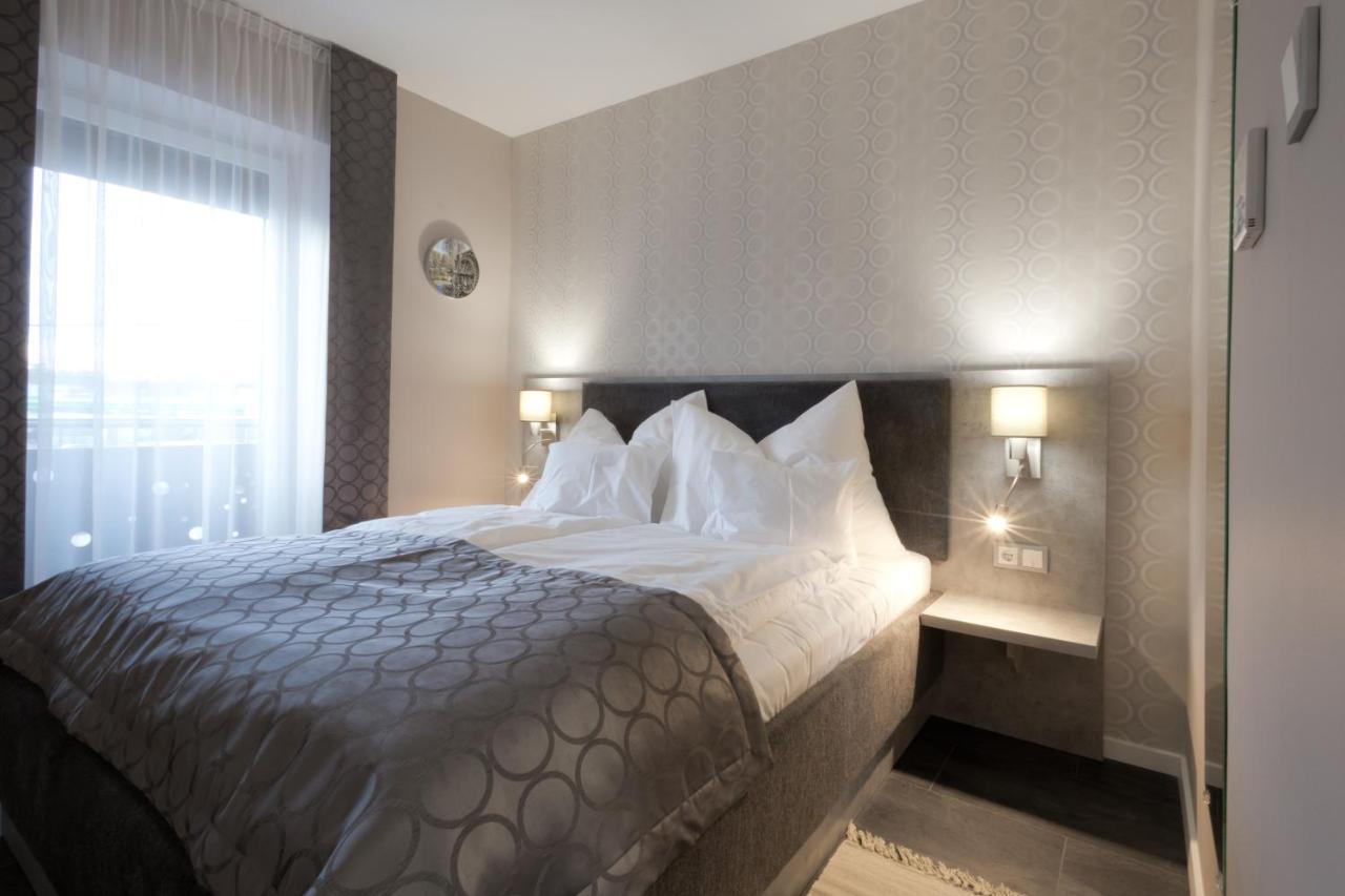 Bubble Hotel Es Rendezvenykoezpont Zalaegerszeg Dış mekan fotoğraf